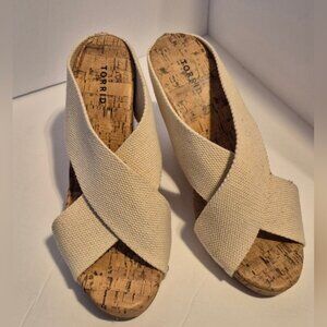 Torrid women's size 9 wedge sandal with canvas straps VGUC